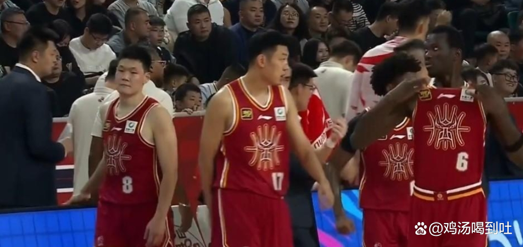 爱游戏体育下载-中国篮球联赛中的热门战队逐渐崭露头角的简单介绍